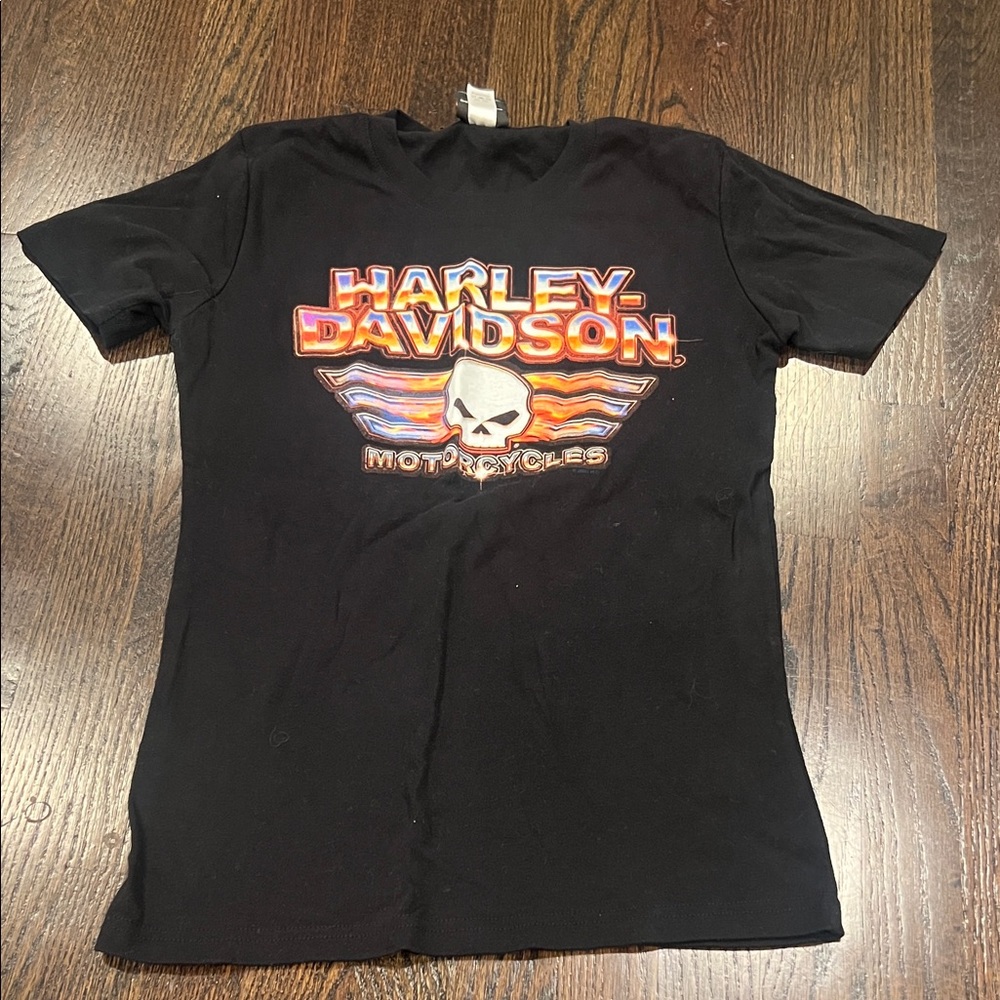 Harley-Davidson Black Tee with Vibrant Logo